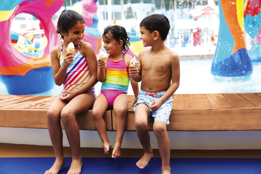 RCI Allure of the Seas H20 Zone - A.Hendel 0.jpg.jpg